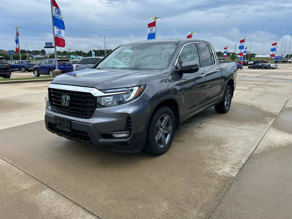 2023 Honda Ridgeline RTL-E AWD's photo