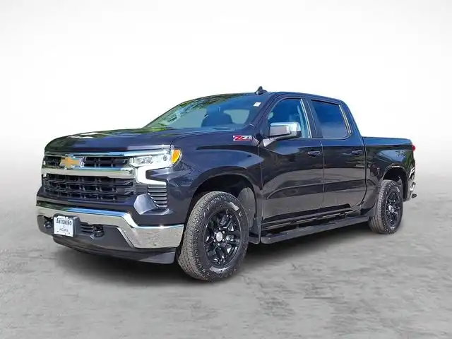 2023 Chevrolet Silverado 1500 LT 4WD Crew Cab Short Box's photo