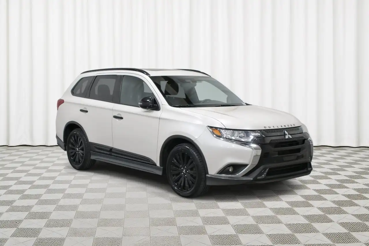 2020 Mitsubishi Outlander SP FWD's photo