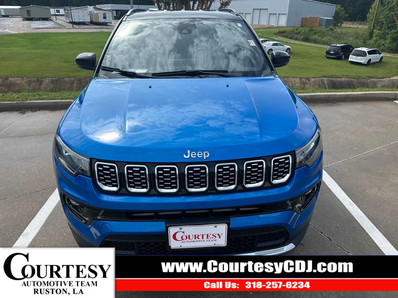 2025 Jeep Compass Limited 4WD photo 3
