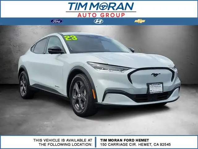 2023 Ford Mustang-Mach-e Select's photo