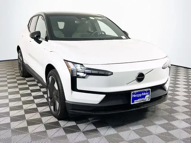 2026 Volvo EX30 Twin Motor Performance Plus's photo