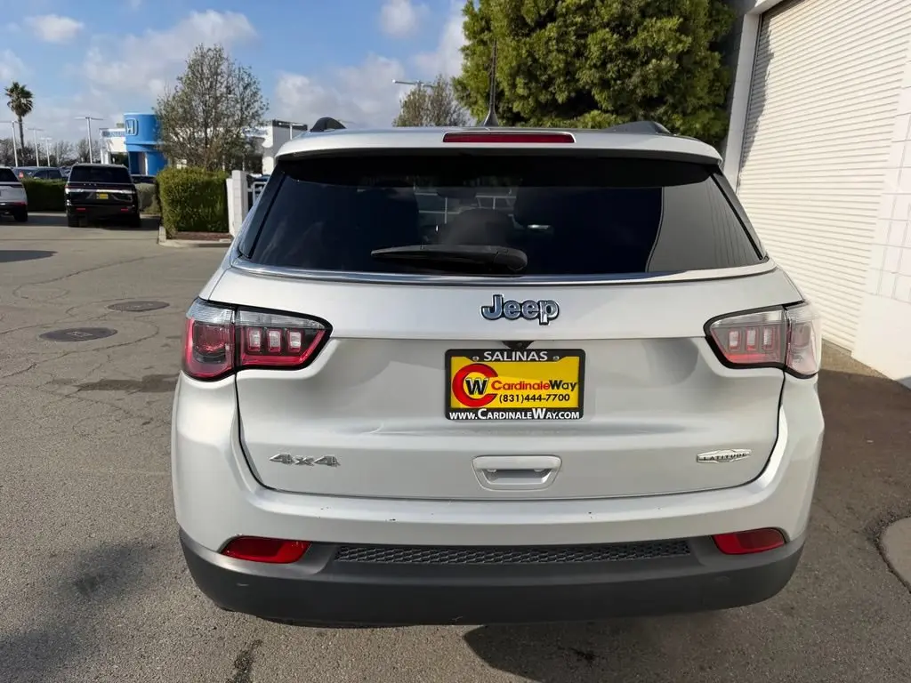 2024 Jeep Compass Latitude 4WD photo 5