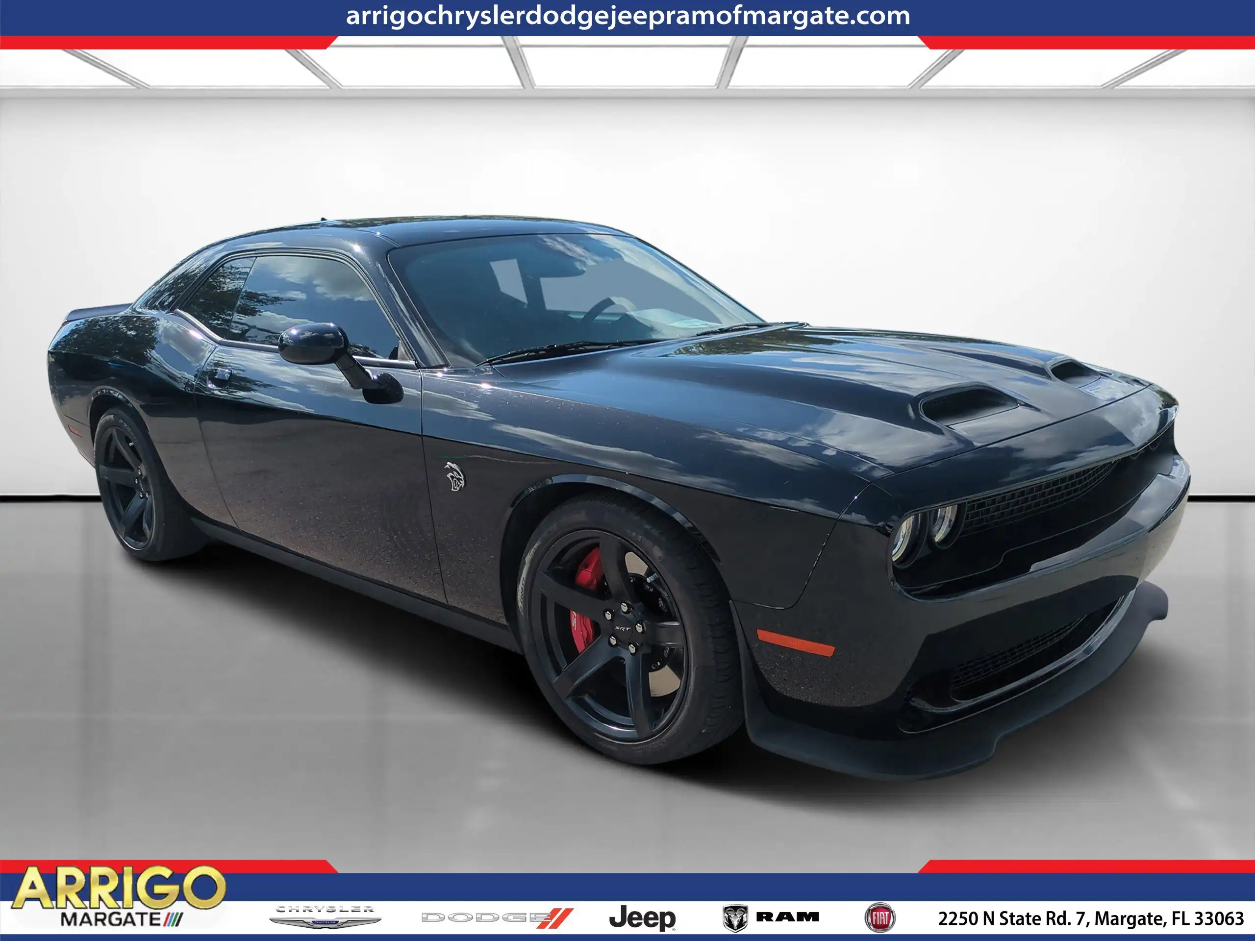 2022 Dodge Challenger SRT Hellcat's photo