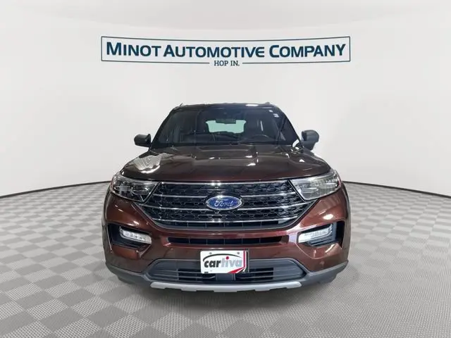 2020 Ford Explorer XLT 4WD photo 3