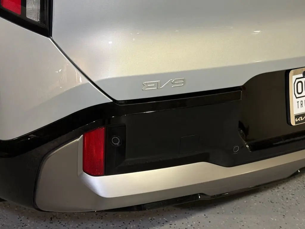 2024 Kia EV9 GT-Line AWD photo 5