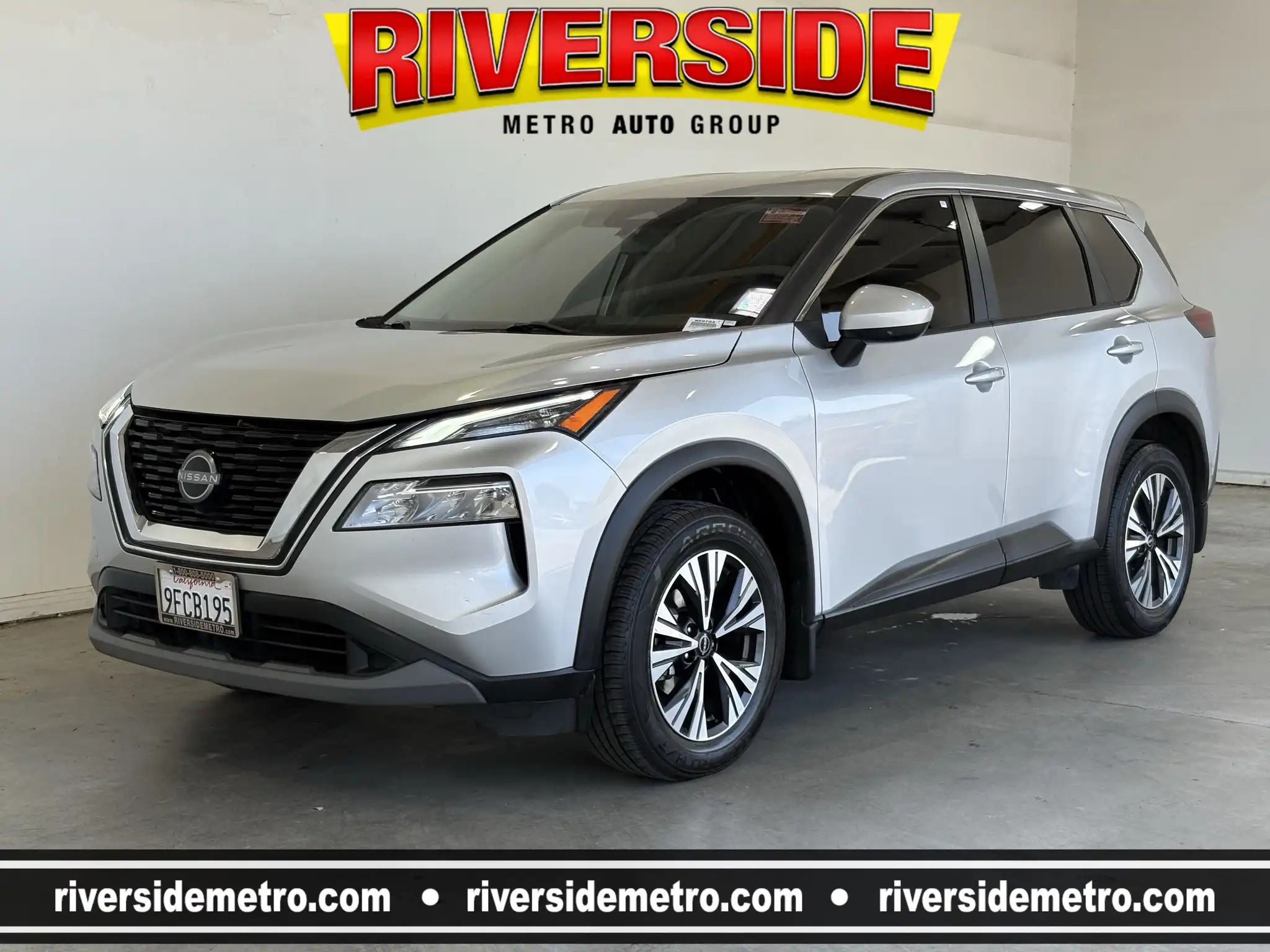 2023 Nissan Rogue SV FWD's photo