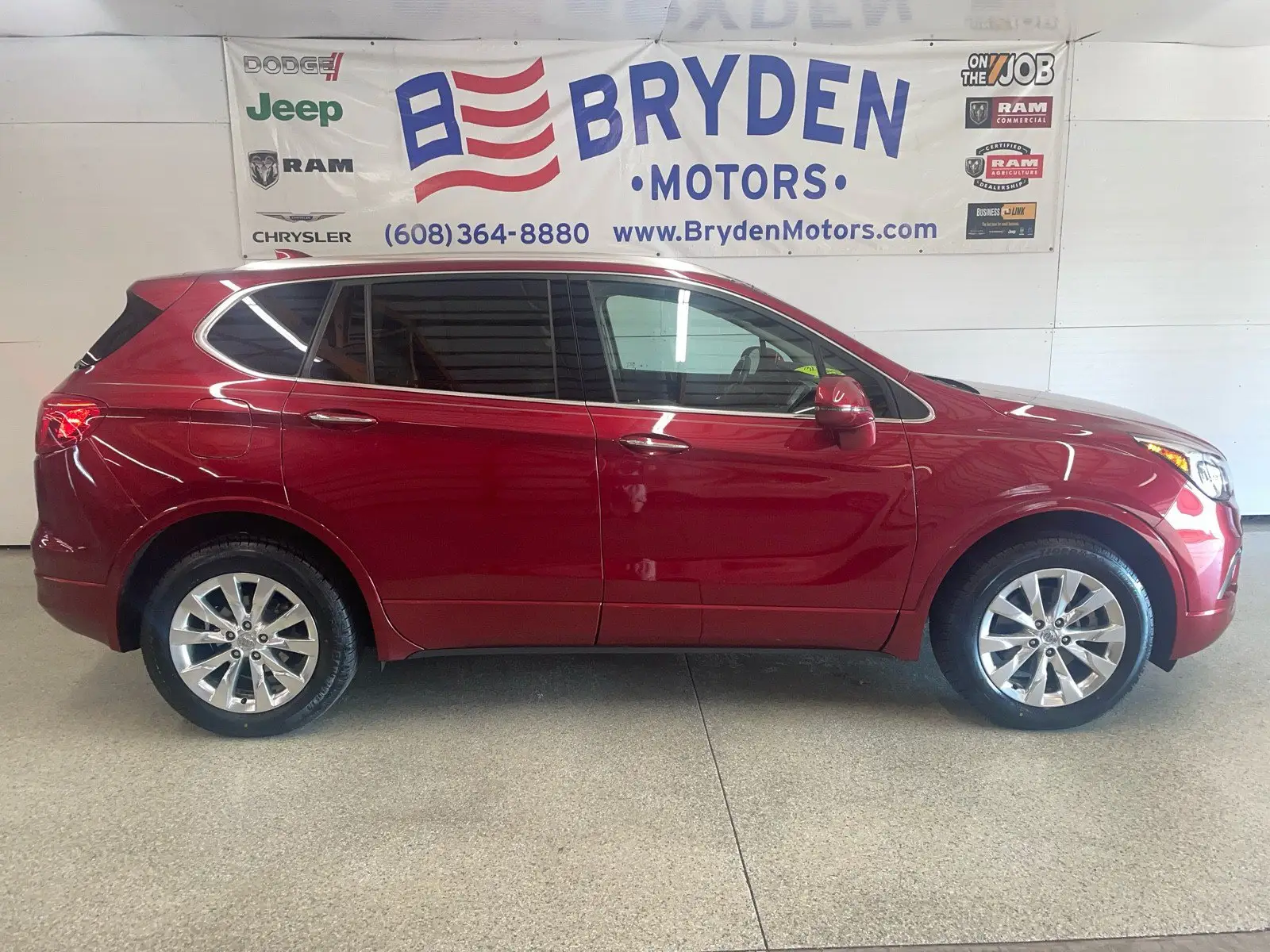 2017 Buick Envision Essence AWD photo 1