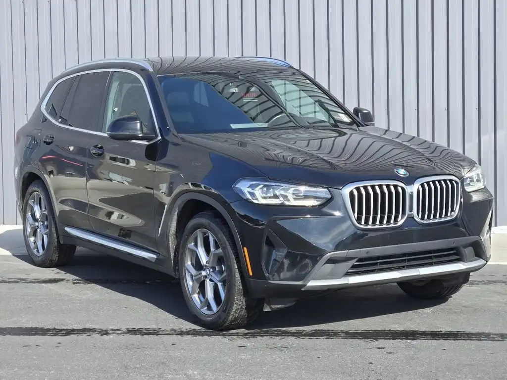 2023 BMW X3 xDrive30i's photo