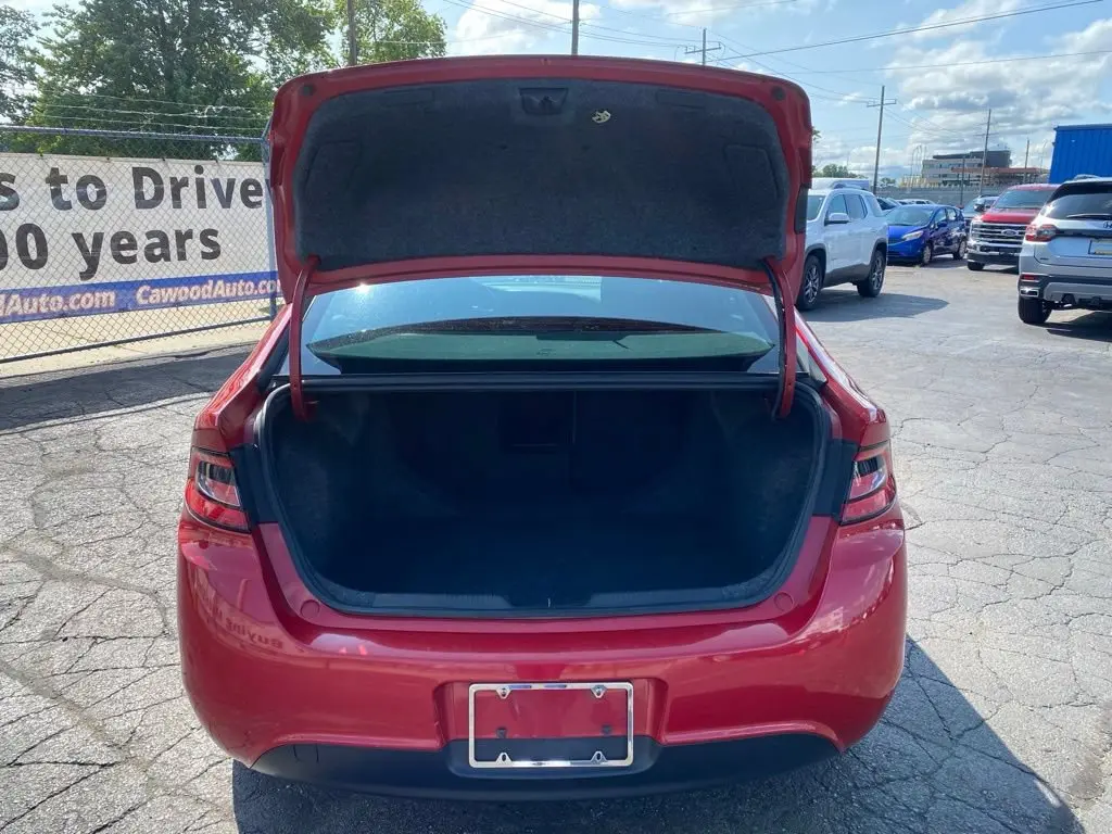 2014 Dodge Dart 2.4 SXT photo 4