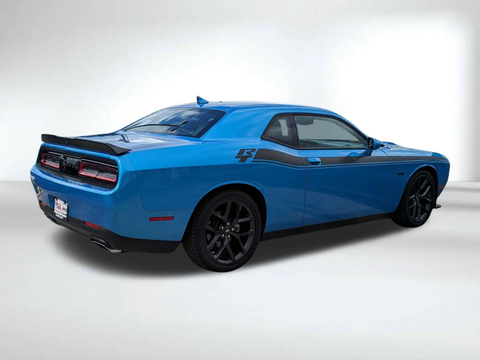 2023 Dodge Challenger R/T photo 4