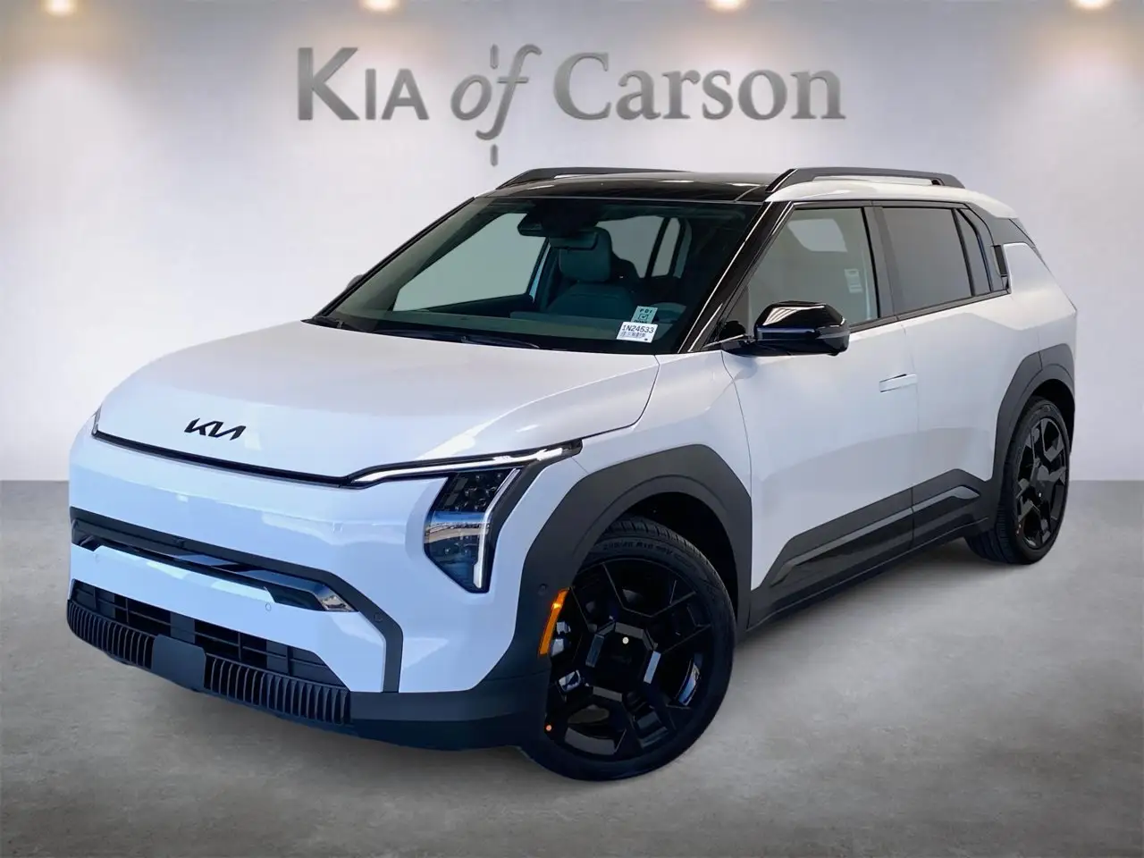 2027 Kia EV3 AWD Land photo 1