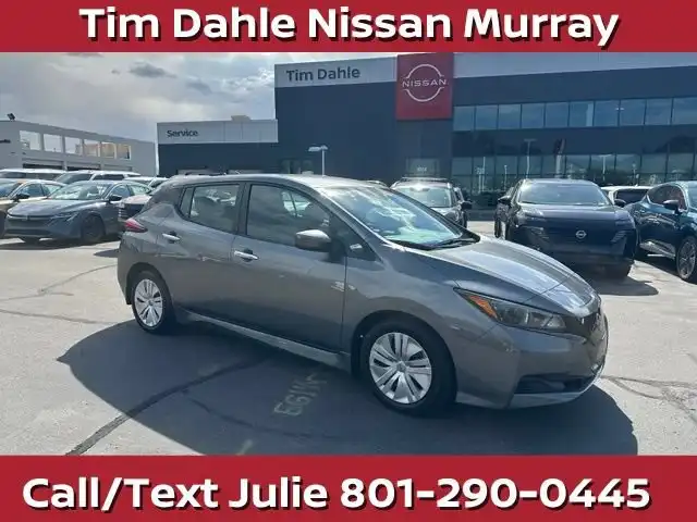 2024 Nissan Leaf S's photo