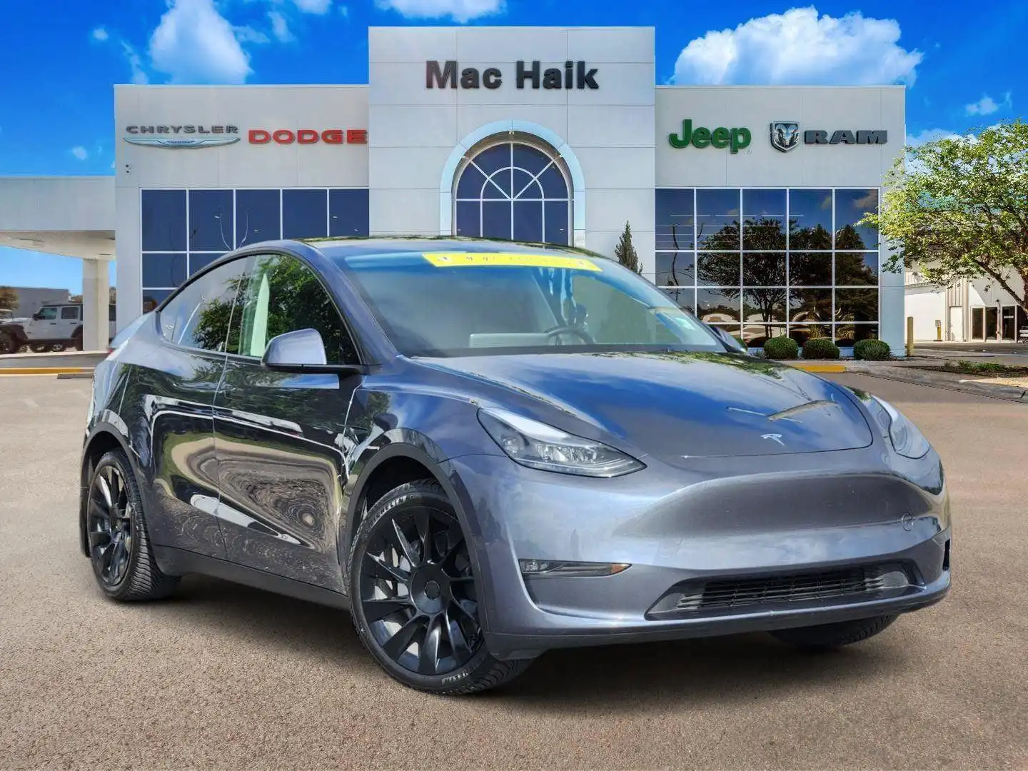 2024 Tesla Model Y Long Range Dual Motor All-Wheel Drive's photo