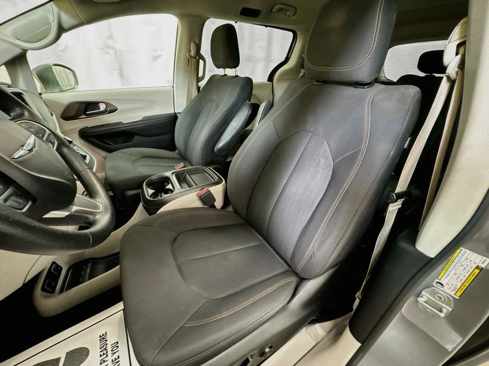 2019 Chrysler Pacifica Touring Plus photo 5