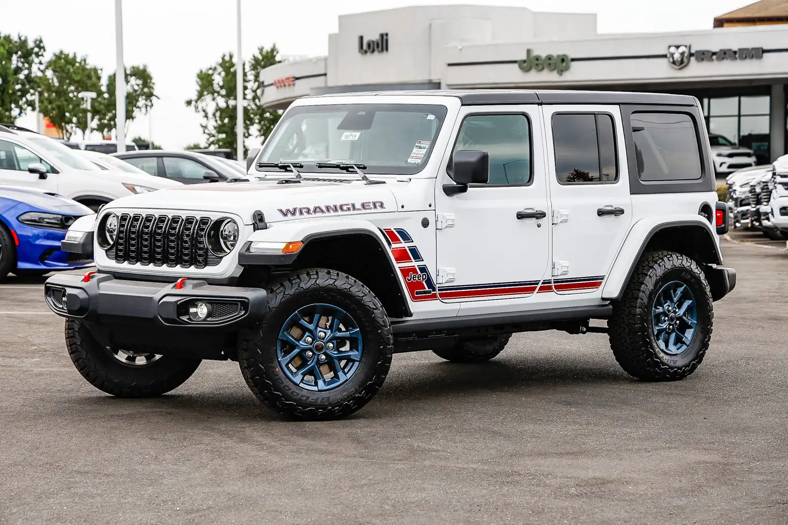 2026 Jeep Wrangler Willys's photo
