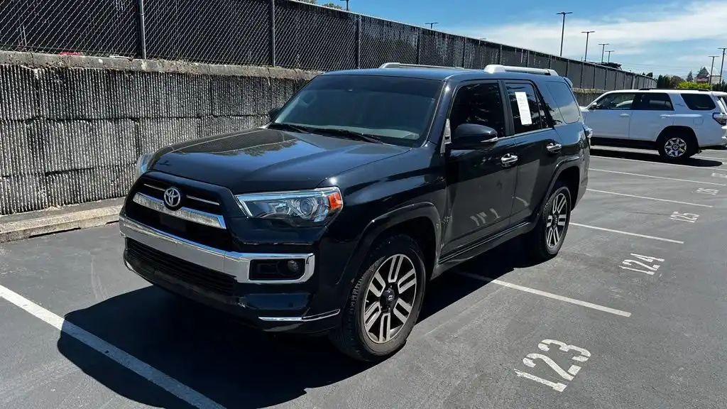 2020 Toyota 4Runner Limited 4WD V6's photo