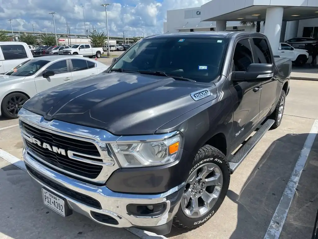 2020 RAM 1500 Big Horn/Lone Star Crew Cab 5'7's photo