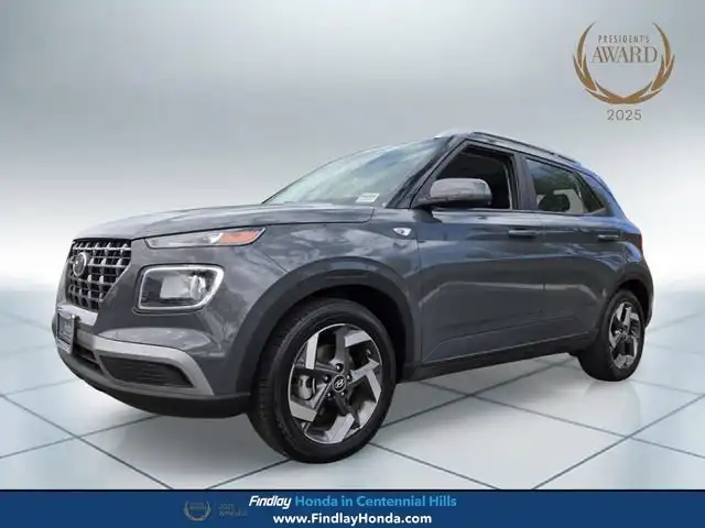 2025 Hyundai Venue SEL IVT's photo