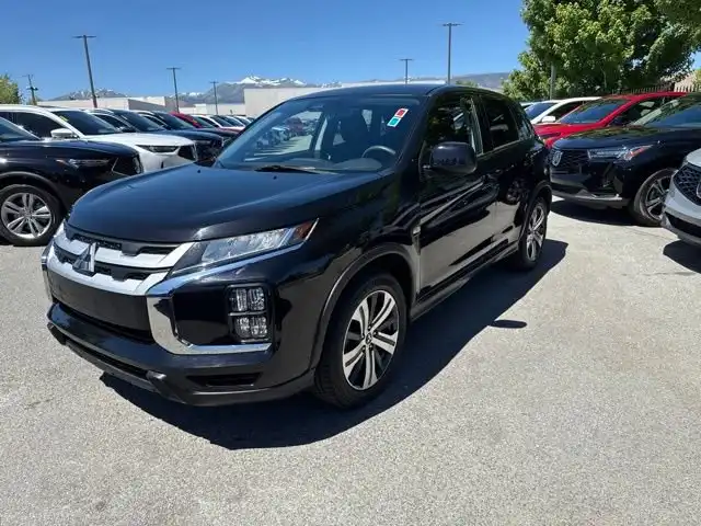 2024 Mitsubishi Outlander Sport 2.0 ES AWC CVT's photo