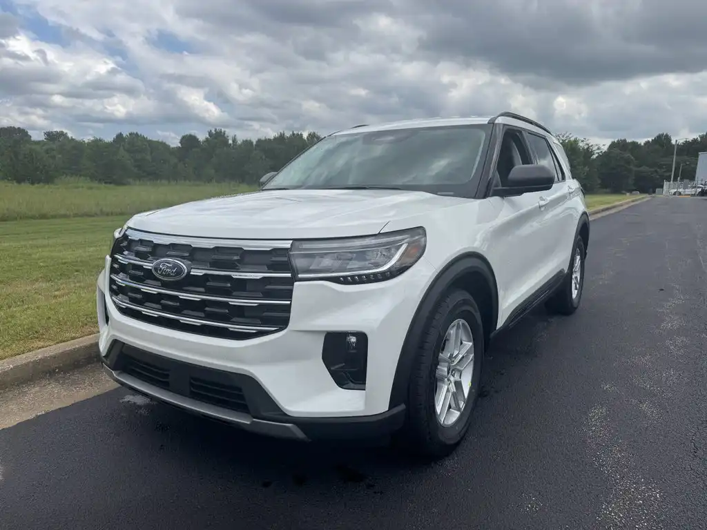 2026 Ford Explorer's photo