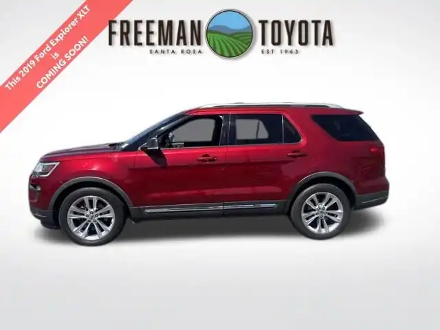 2019 Ford Explorer XLT FWD's photo