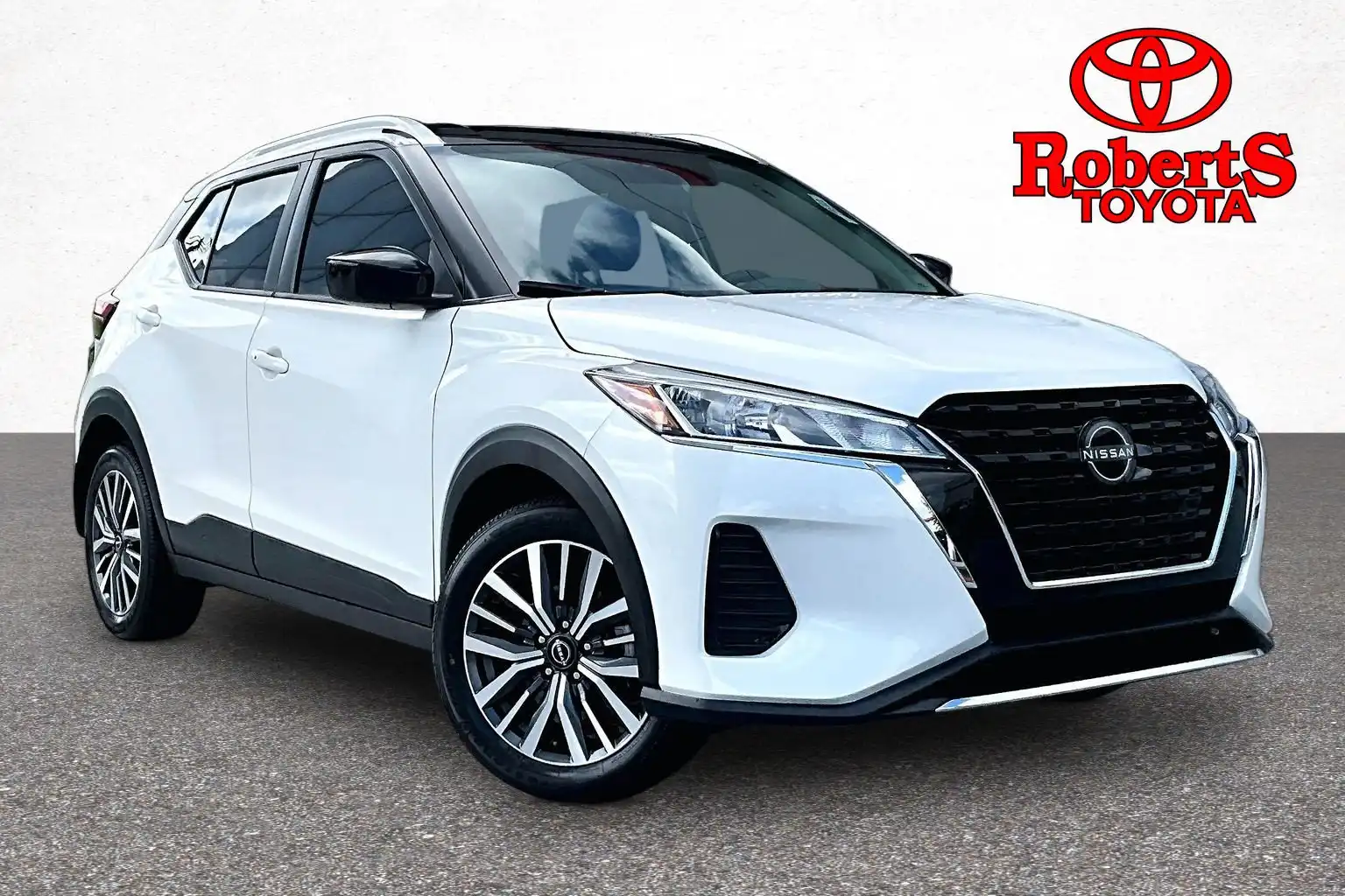 2024 Nissan Kicks 1.6 SV's photo