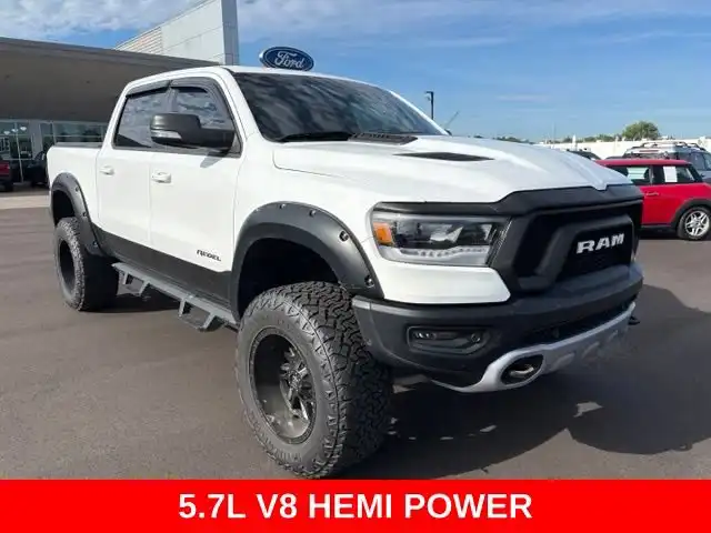 2020 RAM 1500 Rebel 4WD Crew Cab 5'7's photo