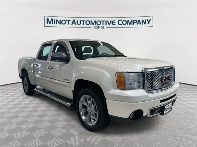 2012 GMC Sierra 4WD Crew Cab Short Box's photo