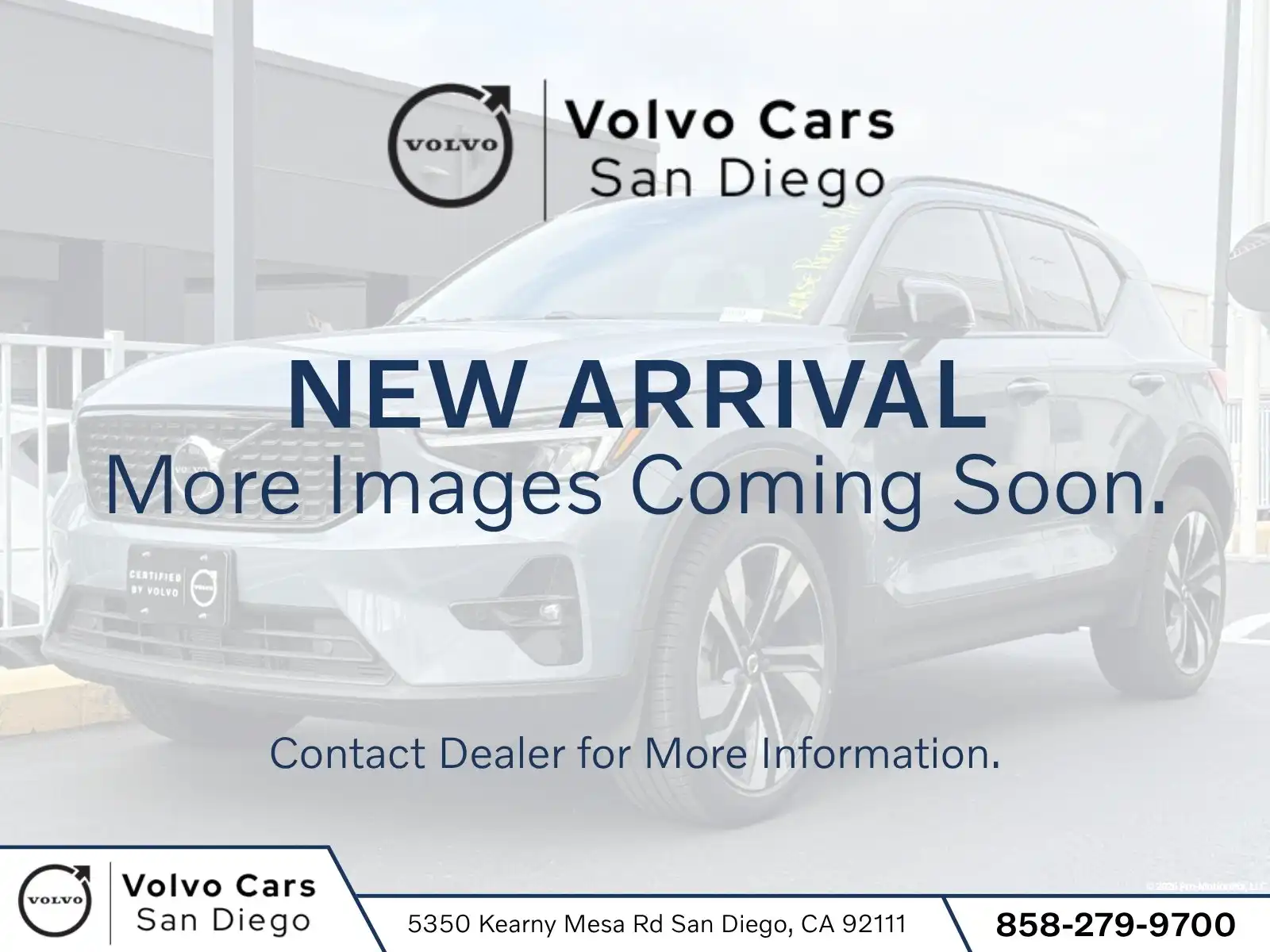 2023 Volvo XC40 B5 Plus Dark AWD's photo