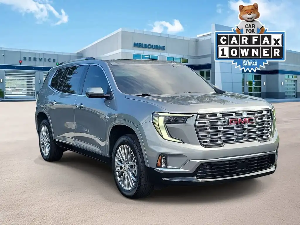 2026 GMC Acadia Denali FWD's photo