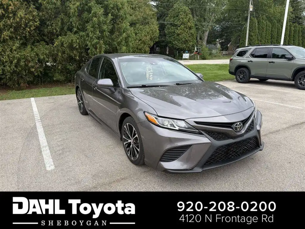 2018 Toyota Camry 2.5 Auto SE's photo