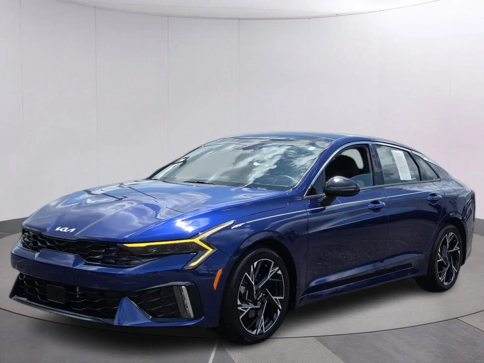 2025 Kia Optima GT-Line FWD's photo
