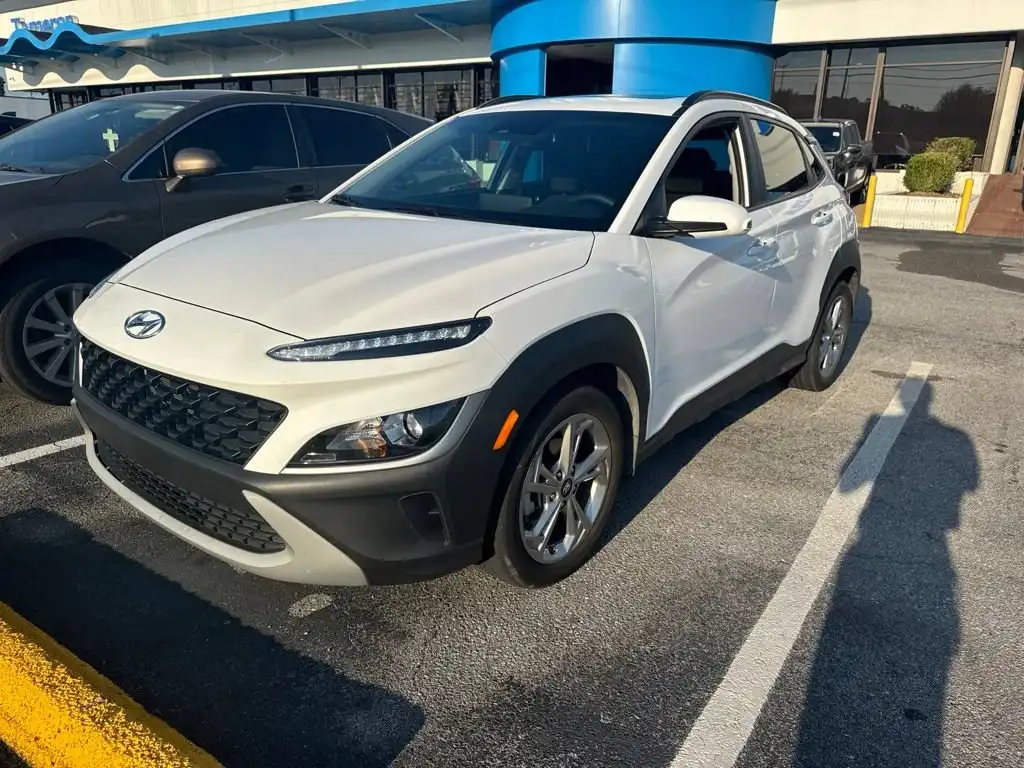 2023 Hyundai Kona SEL Auto's photo