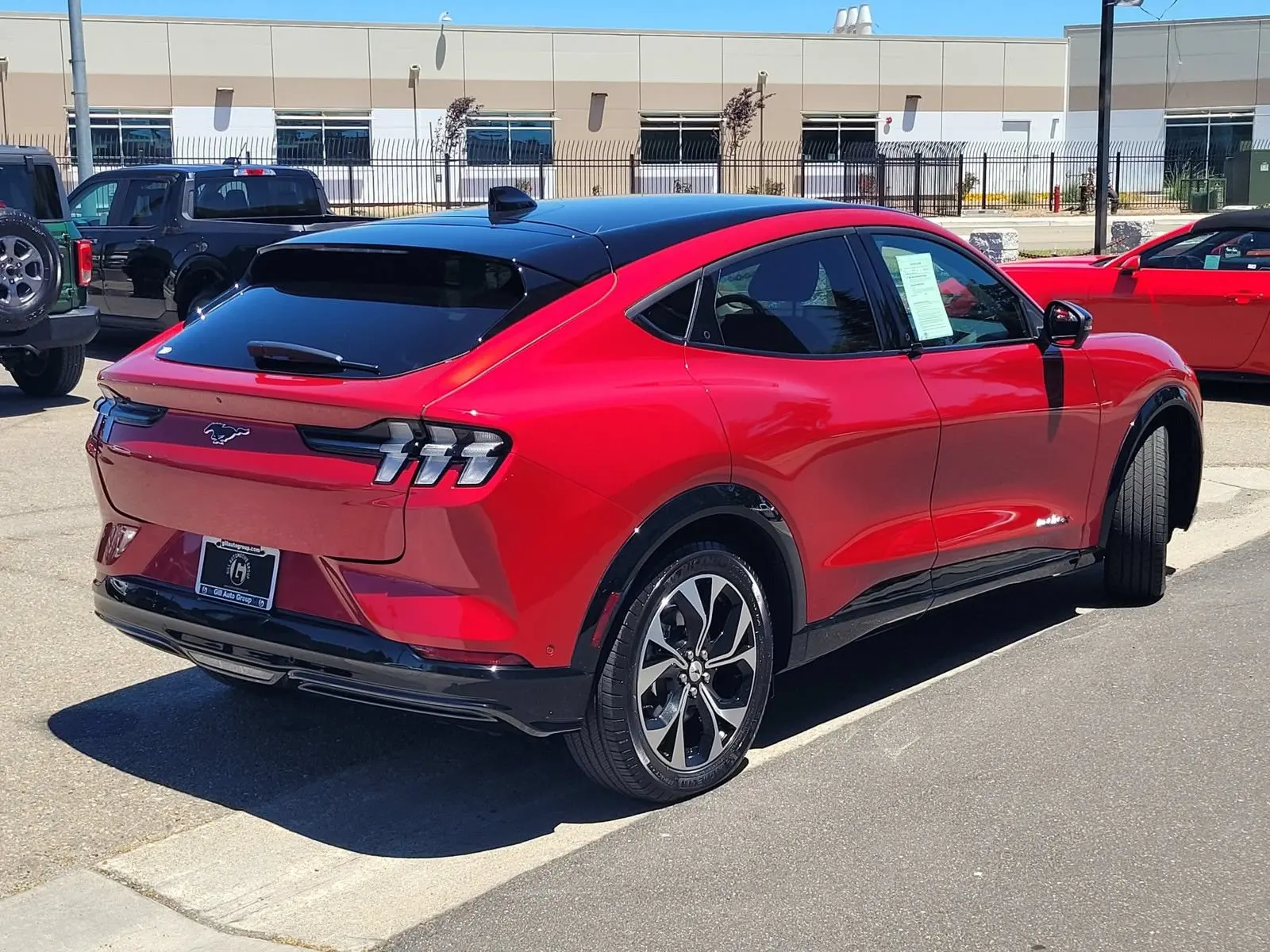 2023 Ford Mustang-Mach-e Premium photo 4