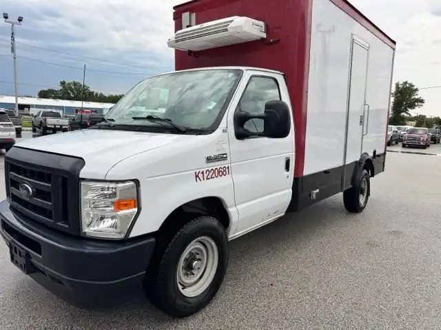 2023 Ford E-Series SRW E-350 Super Duty 158 in WB's photo