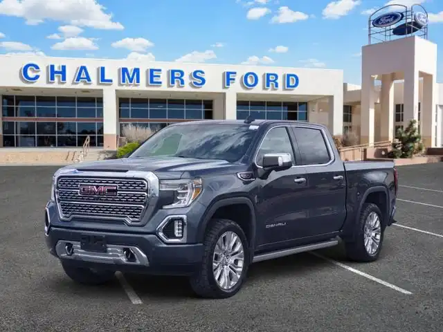 2020 GMC Sierra 4WD Crew Cab Short Box Denali's photo
