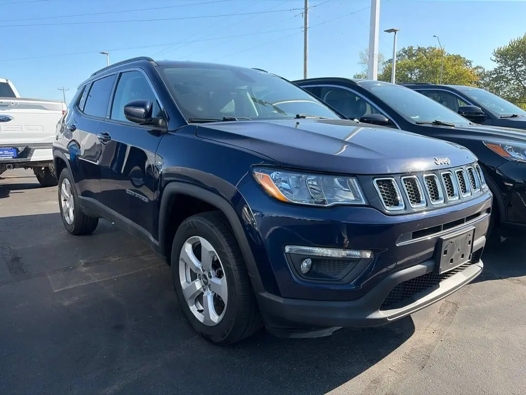 2019 Jeep Compass Latitude 4WD photo 3