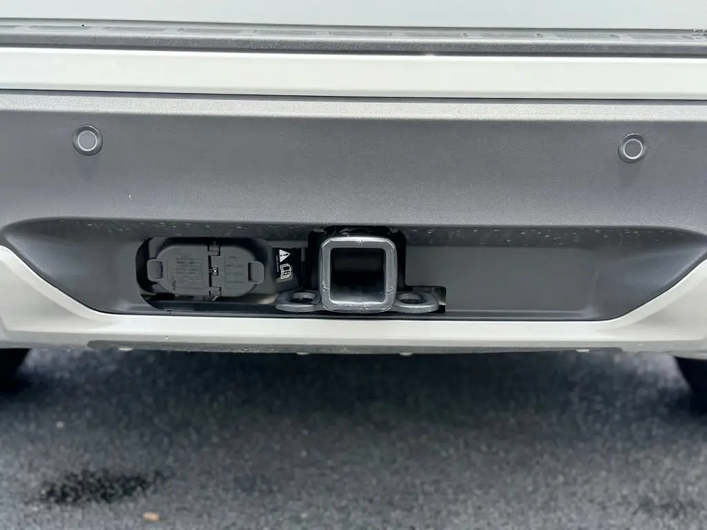 2026 Ford Explorer Active photo 5