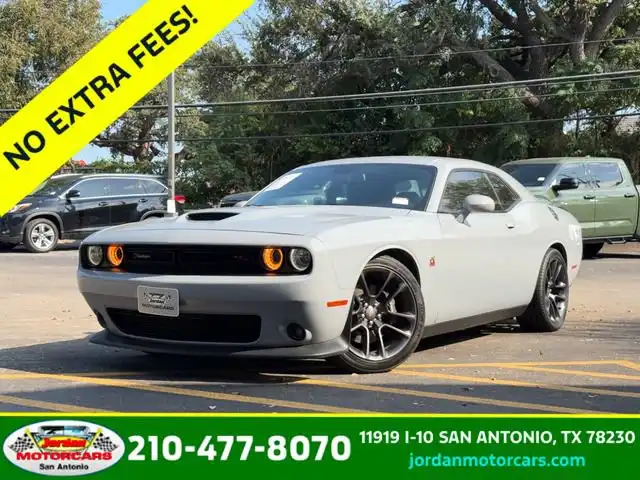 2021 Dodge Challenger R/T Scat Pack's photo