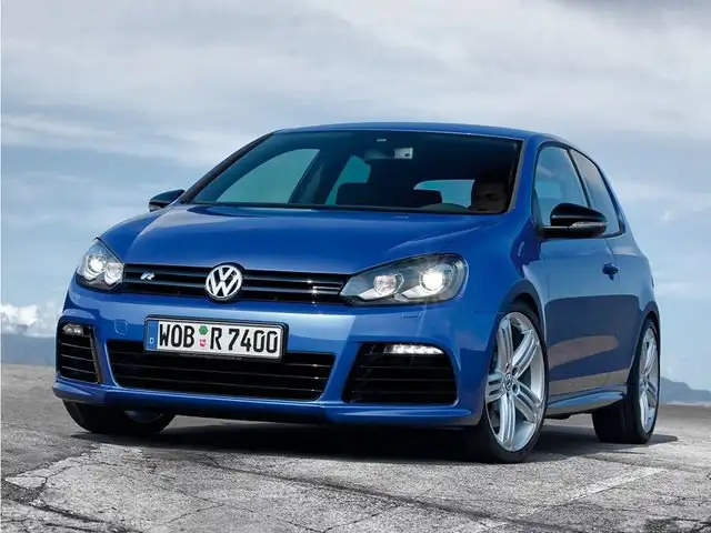 2013 Volkswagen Golf 2.0L 4-Door with Sunroof and Navigation's photo