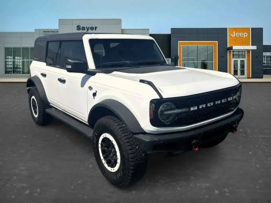 2024 Ford Bronco Wildtrak 4x4's photo