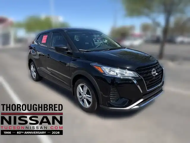 2025 Nissan Kicks Play 1.6 FWD's photo