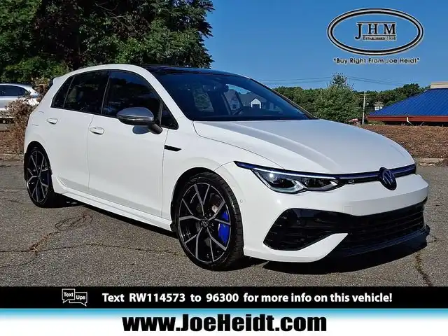 2024 Volkswagen Golf R Golf R 4-door's photo