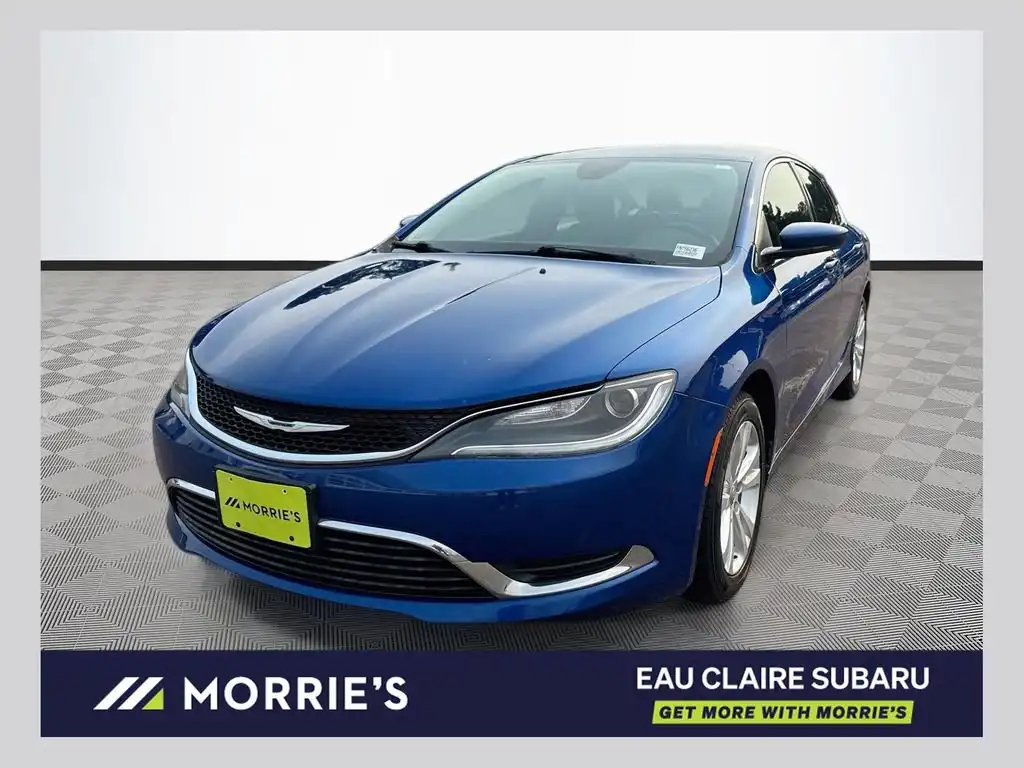 2015 Chrysler 200 Limited's photo