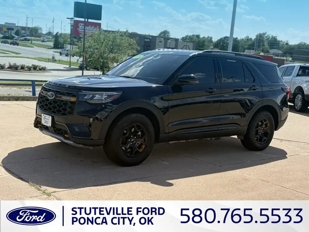 2026 Ford Explorer Tremor 4WD's photo