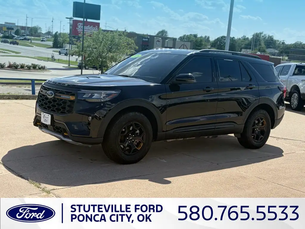 2026 Ford Explorer Tremor 4WD's photo