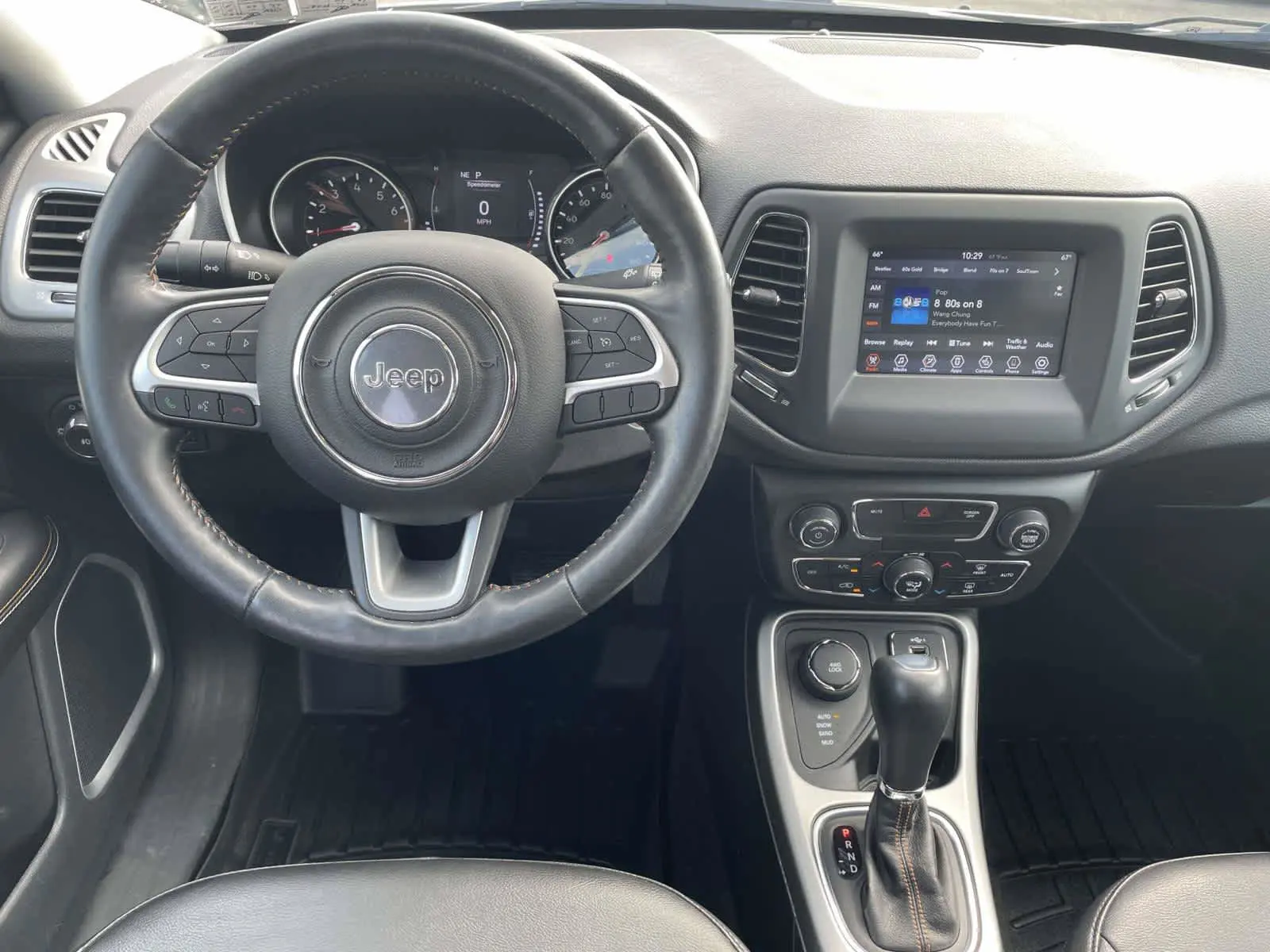 2020 Jeep Compass Latitude 4X4 photo 4
