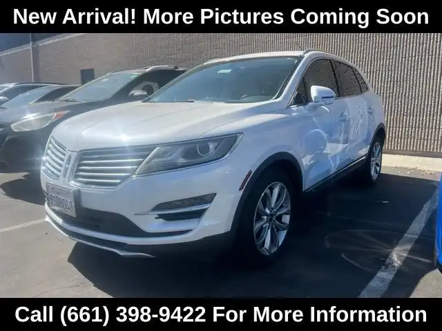 2016 Lincoln MKC Select FWD's photo