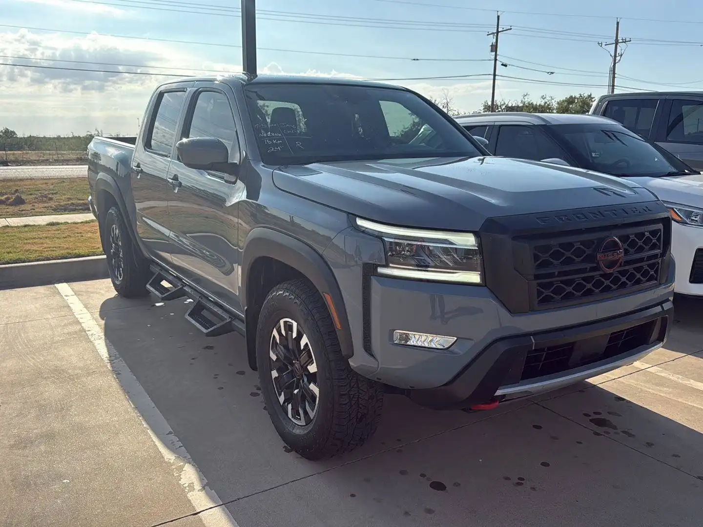 2024 Nissan Frontier PRO-4X Crew Cab 4WD's photo